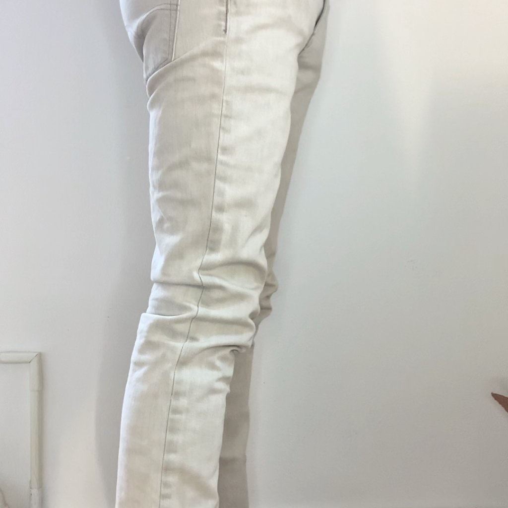 White Levi 511 Size 32/32